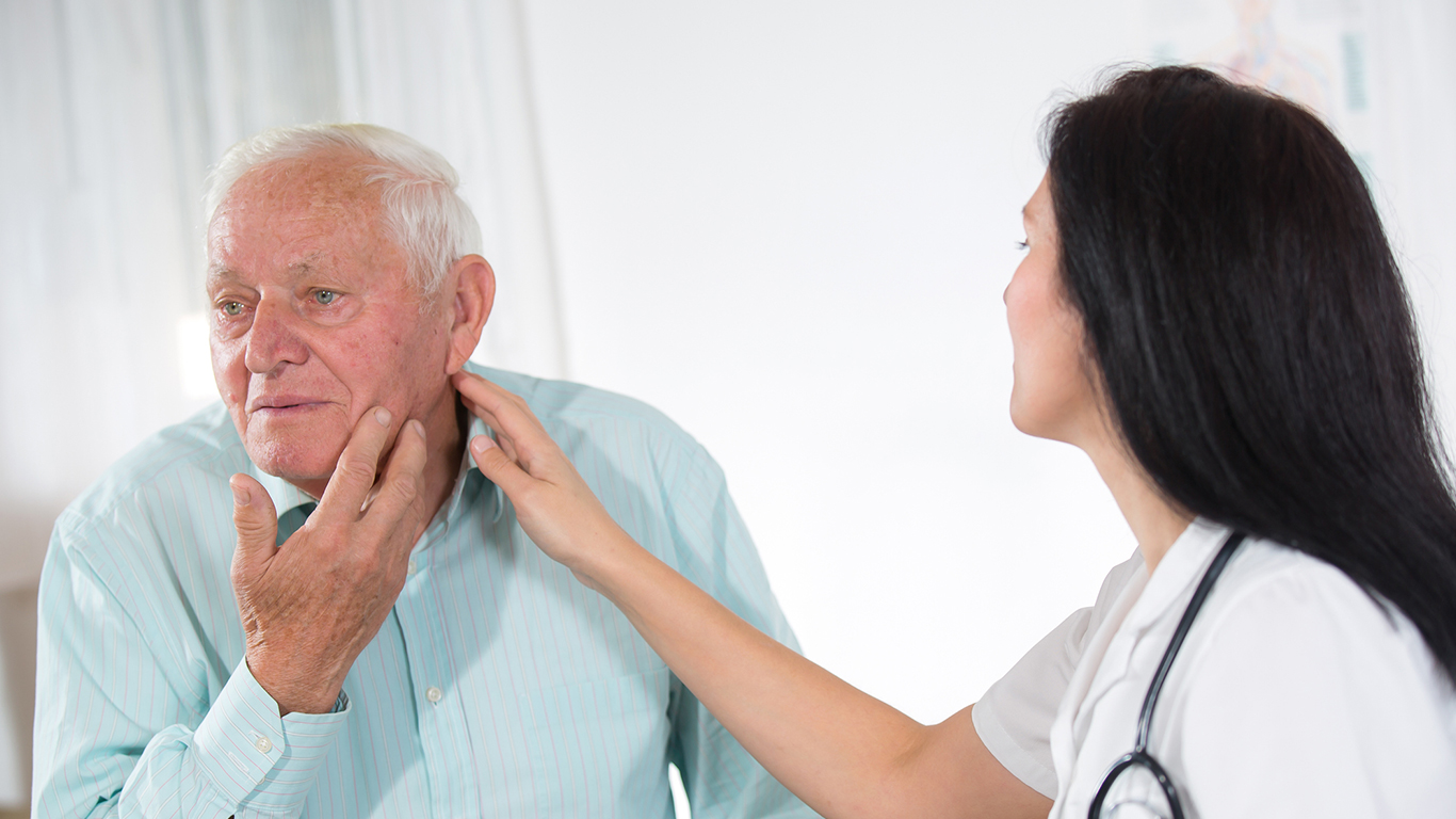 Como a fonoaudiologia pode ajudar pacientes com Mal de Parkinson?